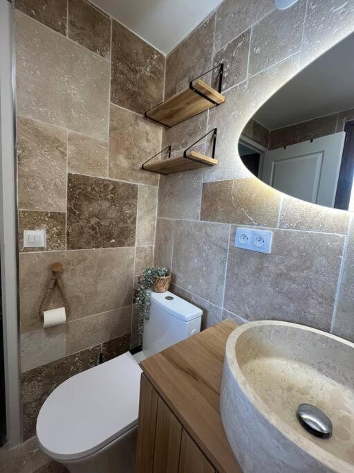Appartement Appt Neuf 37m2 100m De La Mer Fréjus